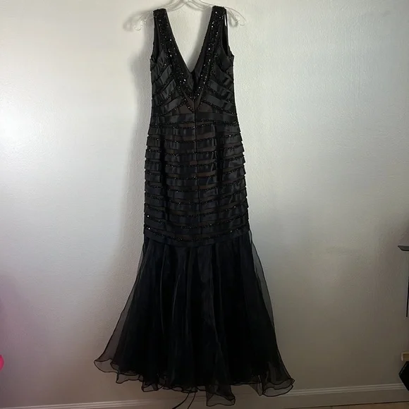 EUC May Queen Black Sequin Mermaid Prom Party Dress sz M/10